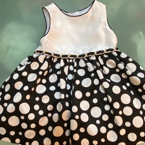 Other - Black & White dress with chain belt and matching undies